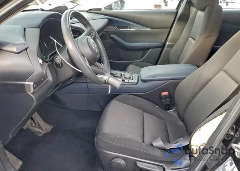 2021 Mazda Cx-30 z USA, uszkodzony, nr VIN 3MVDMBAL1MM217388